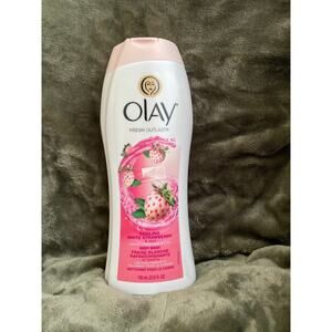 Olay Fresh Outlast | Cooling White Strawberry & Mint | Body Wash | 23.6floz NOS